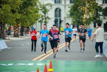 hon 3000 nguoi tham du giai chay vinhomes happy run 2022