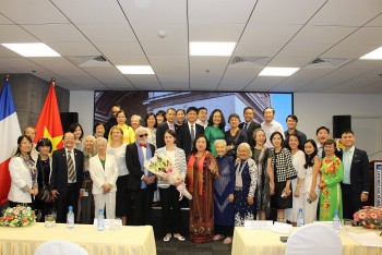 quan he huu nghi giua viet nam va phap khong ngung phat trien qua tung thoi ky