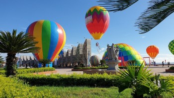 cua lo khai mac ngay hoi khinh khi cau nam 2022