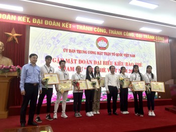 trai he viet nam 2022 vinh danh 8 kieu bao tre tieu bieu