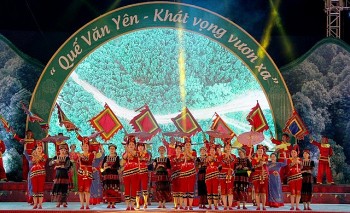 yen bai chuan bi le hoi que lan thu iv tai huyen van yen