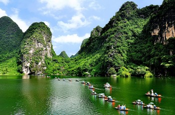 tap chi travel and leisure ninh binh nhu vinh ha long tren can cua viet nam
