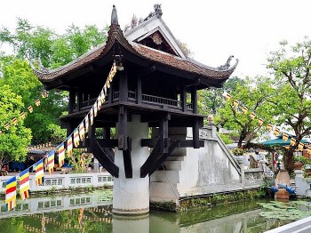 ghe 5 ngoi chua linh thieng noi tieng ha noi nhan dip le vu lan