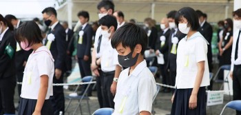1600 nguoi dan nhat ban du le tuong niem 77 nam tham hoa bom nguyen tu o nagasaki