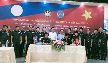 quang binh va kham muon lao tang cuong hop tac ve cong tac hai quan