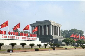 lang chu tich ho chi minh se mo cua tro lai tu ngay 168