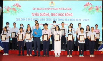 Đà Nẵng: Trao 351 suất học bổng cho con công nhân, viên chức, lao động