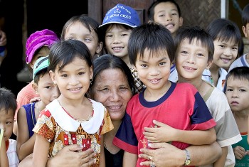 operation smile tai tro phau thuat mien phi cho 85 em bi di tat ham mat tai quang ngai