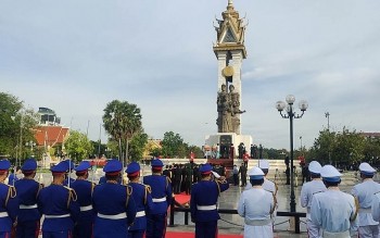 dai huu nghi viet nam campuchia bieu tuong tinh doan ket huu nghi hai nuoc