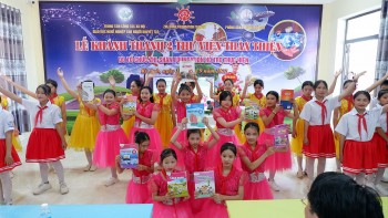 Zhi-Shan Foundation: "Thắp lửa" văn hóa đọc trong nhà trường