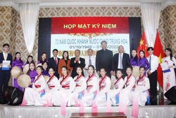 to chuc le ky niem 73 nam quoc khanh cong hoa nhan dan trung hoa tai tphcm