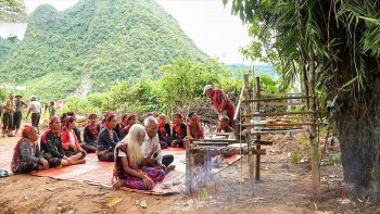 le hoi tria lua cua nguoi bru van kieu net van hoa dam da ban sac