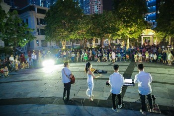 sunshine group khoi dong chuoi hoat dong nghe thuat hang tuan dac sac danh cho nguoi dung cuoi