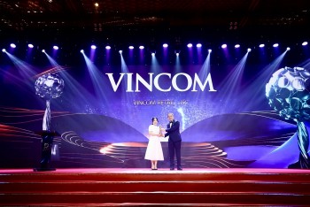 vincom retail nhan giai thuong thuong hieu truyen cam hung chau a thai binh duong 2022 tai apea