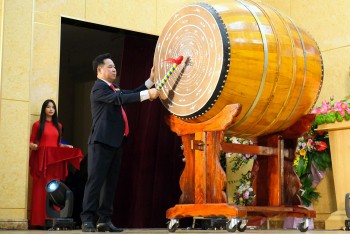 truong dai hoc cong doan to chuc le khai giang cho hon 2500 tan sinh vien