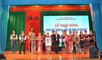 phat dong phong trao dong ho lang ban khong co ho ngheo tai huyen bien gioi a luoi