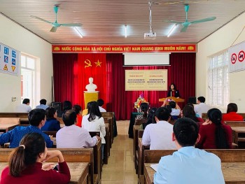 nghe an phan dau den nam 2030 100 giao vien day tieng mong tieng thai co trinh do chuan dao tao