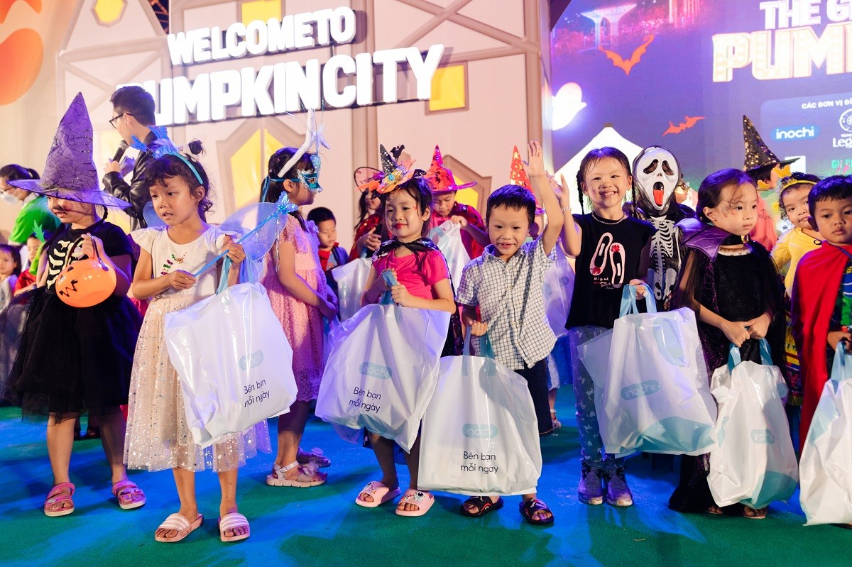 Lễ hội Halloween cực cháy tại Vinhomes Grand Park thu hút hơn 3.000 khán giả