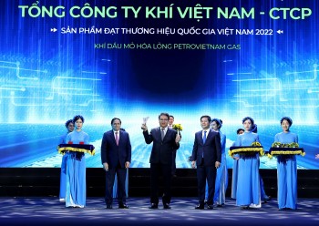 pv gas nhan cac danh hieu doanh nghiep xuat sac nam 2022