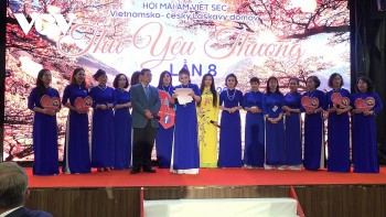 hoi mai am viet sec huong toi ki niem 10 nam hoat dong va dai hoi lan thu 3