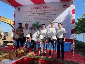 cng viet nam khoi cong xay dung tram cap khi lng dau tien tai kcn thuan dao long an