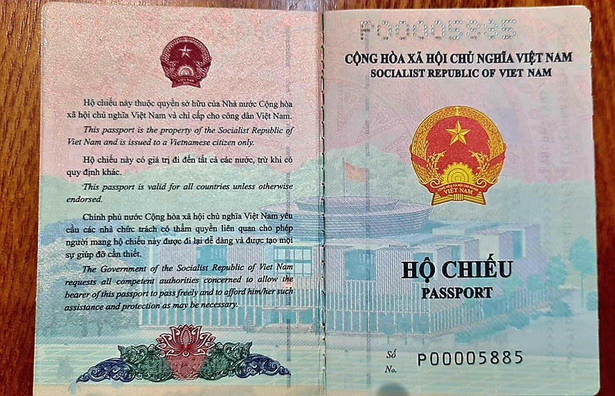 Quốc hội đồng ý bổ sung thông tin nơi sinh vào hộ chiếu mẫu mới