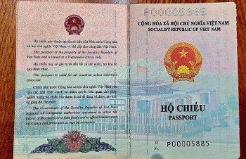 quoc hoi dong y bo sung thong tin noi sinh vao ho chieu mau moi