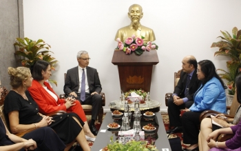 thuc day giao luu nhan dan giua viet nam va phap