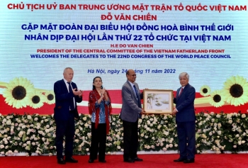Mặt trận Tổ quốc Việt Nam và Hội đồng Hòa bình thế giới cần tăng cường hợp tác vì hòa bình