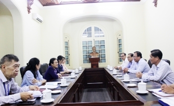 vufo ho tro ca mau van dong vien tro phi chinh phu nuoc ngoai