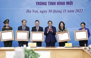 tu kinh nghiem cua ngoai giao vaccine thuc day ngoai giao kinh te