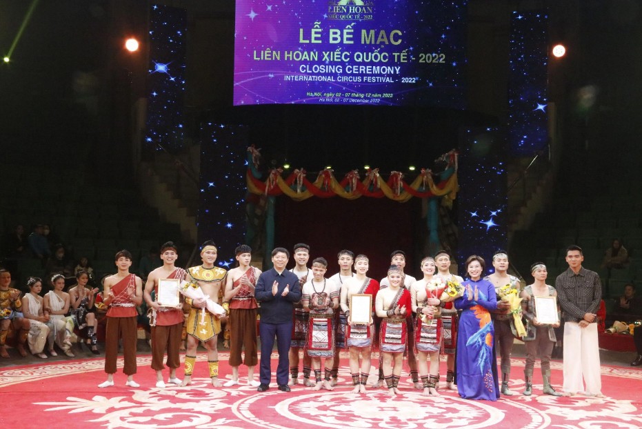 Việt Nam "ẵm trọn" Huy chương Vàng tại Liên hoan Xiếc quốc tế 2022