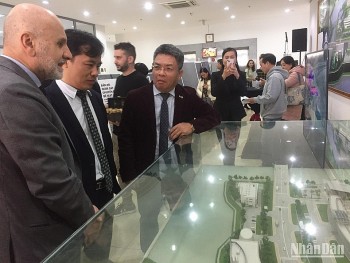 khai mac trien lam cong nghe vu tru va ung dung viet nam italia nhin xa hon
