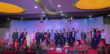 xay dung cong dong nguoi viet nam tai lao doan ket vung manh huong ve que huong dat nuoc