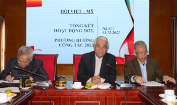 chu dong linh hoat sang tao trong trien khai hoat dong cua hoi viet my