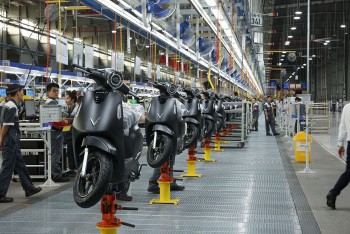 chuyen gia phan tich vu khi chiem linh thi truong cua xe may dien vinfast