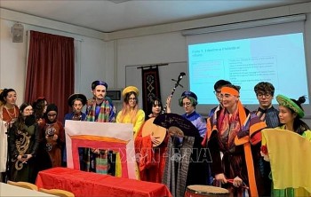 Sinh viên Italy trình diễn truyện Kiều và múa rối Việt tại Venice