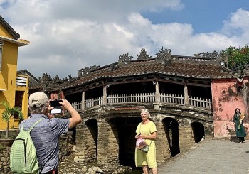 nhat ban ho tro hoi an trung tu di tich chua cau