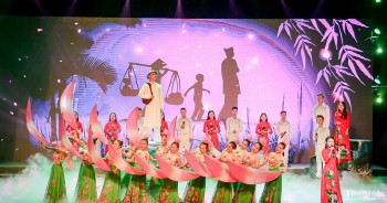 nghe an doi moi hoat dong doi ngoai mot cach manh me tich cuc dong bo va hieu qua