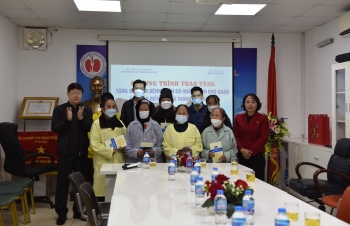 ha noi tet am den voi benh nhan bao hiem y te co hoan canh kho khan