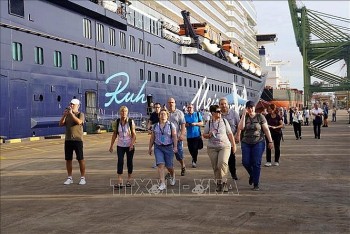 Gần 2.400 du khách quốc tế "xông đất" Bà Rịa-Vũng Tàu bằng đường biển