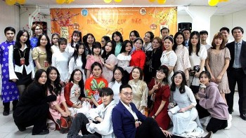 tet am cung cua sinh vien viet nam tai cong hoa tatarstan nga