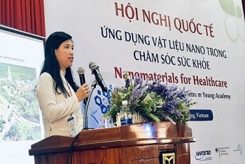 giao su nguyen thi kim thanh nhan giai thuong nguoi phu nu xuat sac trong linh vuc hoa hoc hoac ky thuat hoa hoc nam 2023