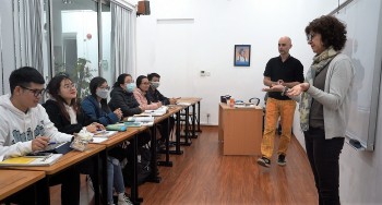 kham pha ngon ngu va van hoa phap tai vien phap tai ha noi