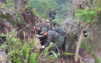 tri an nhung nguoi bao ve bien gioi