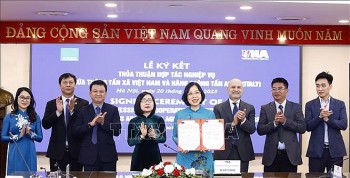 gop phan thuc day phat trien quan he song phuong viet nam italy bang cau noi thong tin