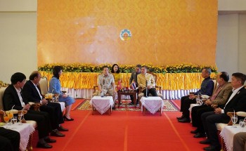 mukdahan thai lan va quang tri co nhieu buoc tien trong quan he hop tac huu nghi