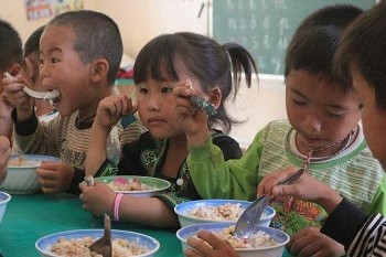 Hỗ trợ học tập và tăng khẩu phần ăn cho hơn 30.000 trẻ em khó khăn trên cả nước
