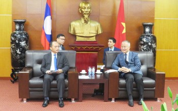 viet nam het suc chia se va se ho tro lao vuot qua tinh trang kho khan chung