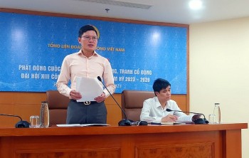 khuyen khich nguoi nuoc ngoai o viet nam sang tac bieu trung tranh co dong dai hoi 13 cdvn